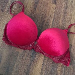 Victoria secrets red velvet bra 34c